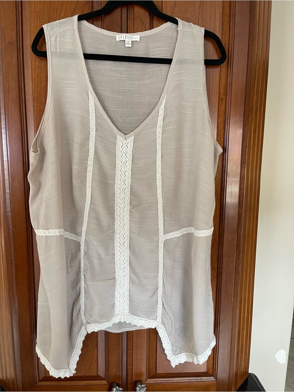 Spense Taupe Sleeveless V-Neck Tank with White Lace Trim